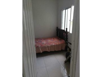 LUXA VENDE CASA 2 PISOS. INDEPENDIENTES. BARRIO EL UVO-SECTOR NORTE
