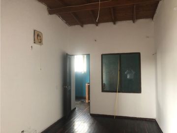 CASA EN VENTA/BARRIO PANAMA