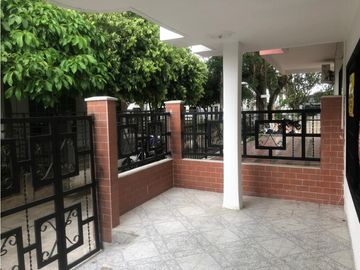 CASA EN VENTA/BARRIO PANAMA