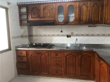 CASA EN VENTA/BARRIO PANAMA