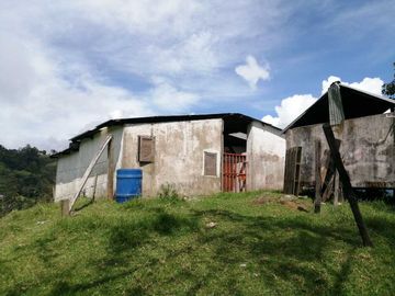 Venta Finca  en Guayabal.