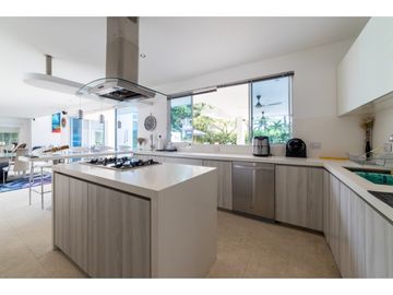 VENTA/PERMUTA LINDA CASA EN EL PEÑON GIRARDOT JA