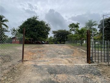 Venta: Lote de 4hcts en La Ermita de san Carlos con Casa y Cabañas