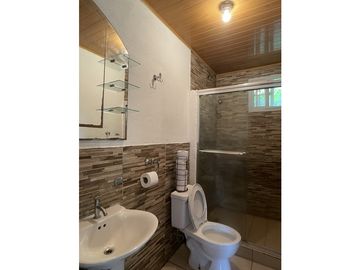 Venta: Lote de 4hcts en La Ermita de san Carlos con Casa y Cabañas