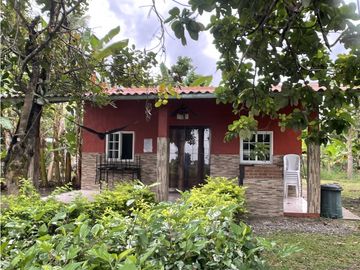 Venta: Lote de 4hcts en La Ermita de san Carlos con Casa y Cabañas