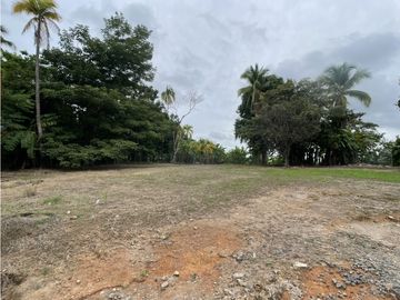 Venta: Lote de 4hcts en La Ermita de san Carlos con Casa y Cabañas