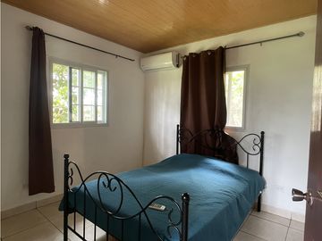 Venta: Lote de 4hcts en La Ermita de san Carlos con Casa y Cabañas