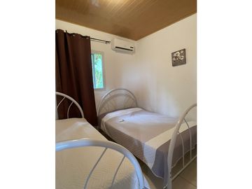 Venta: Lote de 4hcts en La Ermita de san Carlos con Casa y Cabañas