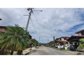 Venta de  casa en Mirador del Lago Las Cumbres