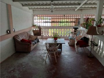Venta de casa en Cerro Viento