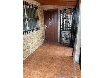 Venta de casa en Cerro Viento