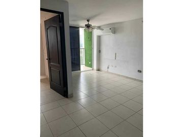 Venta de apartamento en Parque Lefevre