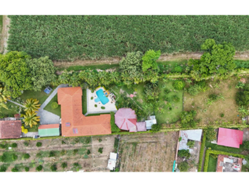 Casa campestre en venta vía La Palmera, Tulúa, Valle del Cauca
