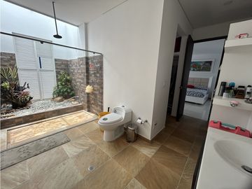 VENTA CASA COLINAS DE MIRAVALLE