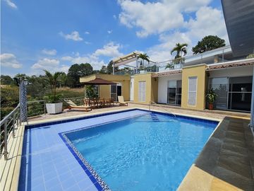 VENTA CASA COLINAS DE MIRAVALLE