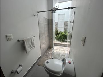 VENTA CASA COLINAS DE MIRAVALLE