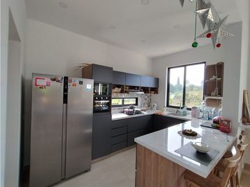 EN VENTA CASA CAMPESTRE ACAPULCO RUITOQUE BAJO