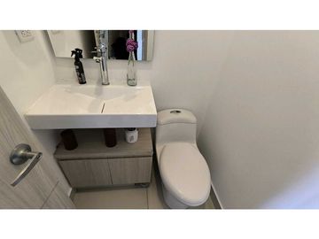 APARTAMENTO EN VENTA en PORTAL DE GENOVES