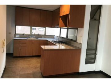 APARTAMENTO EN VENTA SECTOR LOS PARRA - POBLADO
