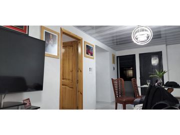 VENTA DE ESPECTACULAR CASA EN MIRAFLORES CUBA CON 4 APTOS
