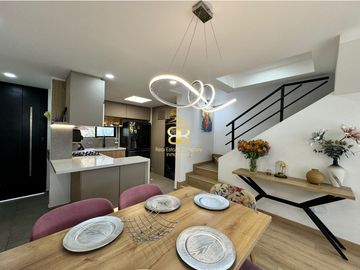 SE VENDE MAGNFICA CASA EN CHA