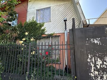 Casa en Venta en Casa en Chillan, Nueva Oriente esquina Los Andes, Villa Monte Rico