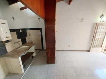 Departamento Tipo Casa en venta en Lanus Oeste