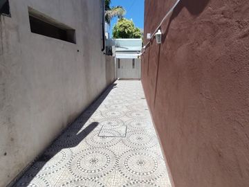 Casa PH en venta en Ramos Mejia Sur