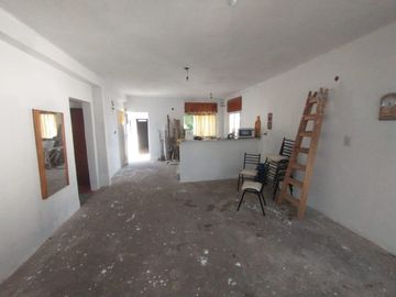 Casa en venta en Castelar Sur