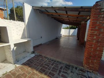 Casa en venta en Castelar Sur