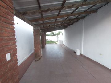 Casa en venta en Castelar Sur