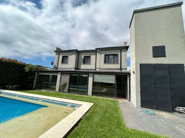 Casa en venta en Los Ombues de Hudson