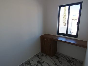 HERMOSA CASA DISPONIBLE EN LA COLONIA DE PRESIDENTES VEN Y CONOCELA
