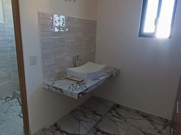 HERMOSA CASA DISPONIBLE EN LA COLONIA DE PRESIDENTES VEN Y CONOCELA
