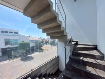 Casa en Venta en Lomas de Angelópolis