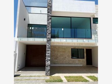 Casa en Venta en Residencial el Campanario