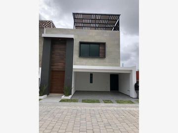 Casa en Venta en Residencial el Campanario