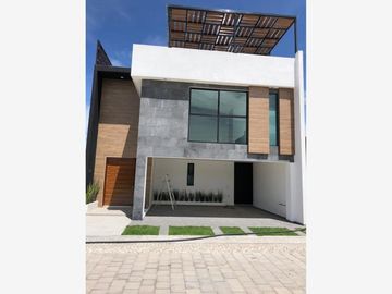 Casa en Venta en Residencial el Campanario