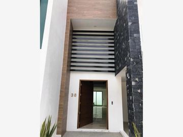 Casa en Venta en Residencial el Campanario