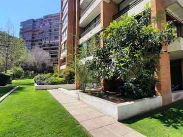 Departamento en Venta en Metro Manquehue - Los Militares