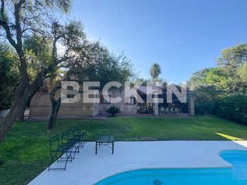 Casa en venta Lomas de la Carolina dormitorios en planta baja