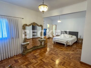 Casa en venta Lomas de la Carolina dormitorios en planta baja