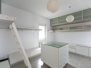 Venta Casa de 4 ambientes Ubicada en Country Terravista, Zona Oeste.