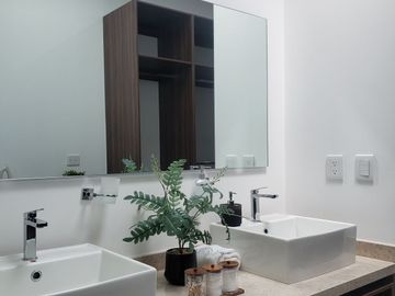 VENTA DE CASAS EN HACIENDA CARLOTA CORREGIDORA
