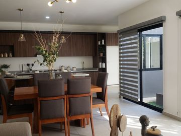 VENTA DE CASAS EN HACIENDA CARLOTA CORREGIDORA