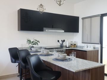 CASAS EN VENTA EN CORREGIDORA EN HACIENDA CARLOTA CON RECAMARA EN PB