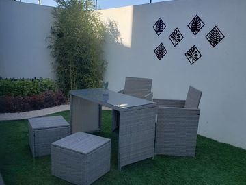 CASAS EN VENTA EN CORREGIDORA EN HACIENDA CARLOTA CON RECAMARA EN PB