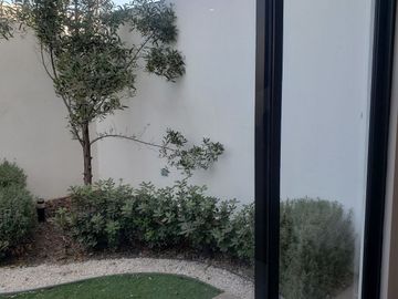 CASAS EN VENTA EN CORREGIDORA EN HACIENDA CARLOTA CON RECAMARA EN PB