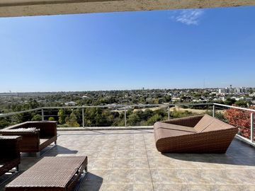 Venta casa en Country Costa Verde 3 dormitorios
