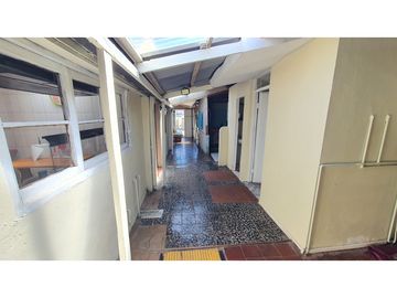 Venta casa 4D 2B con excelente ubicación en Los Andes
